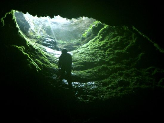 Burial Rites of the&nbsp;Neanderthals